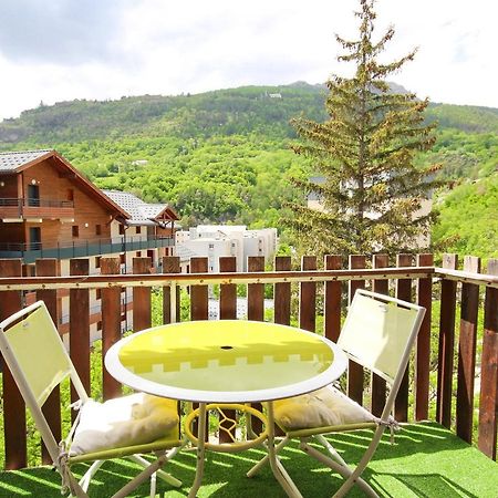 Coquet Appartement Type 2 De 56 M² En Centre Ville Briançon Exterior foto