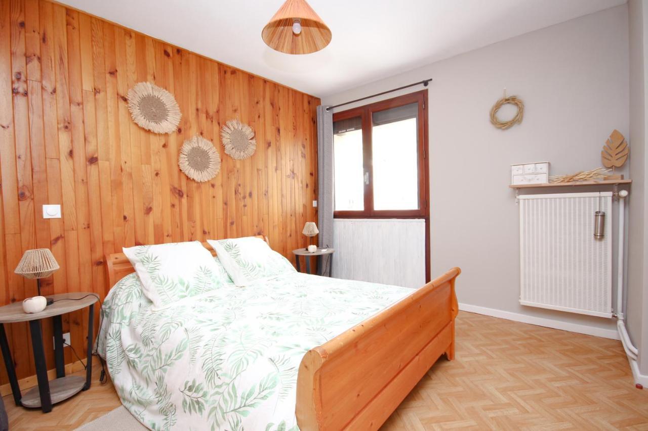 Coquet Appartement Type 2 De 56 M² En Centre Ville Briançon Exterior foto